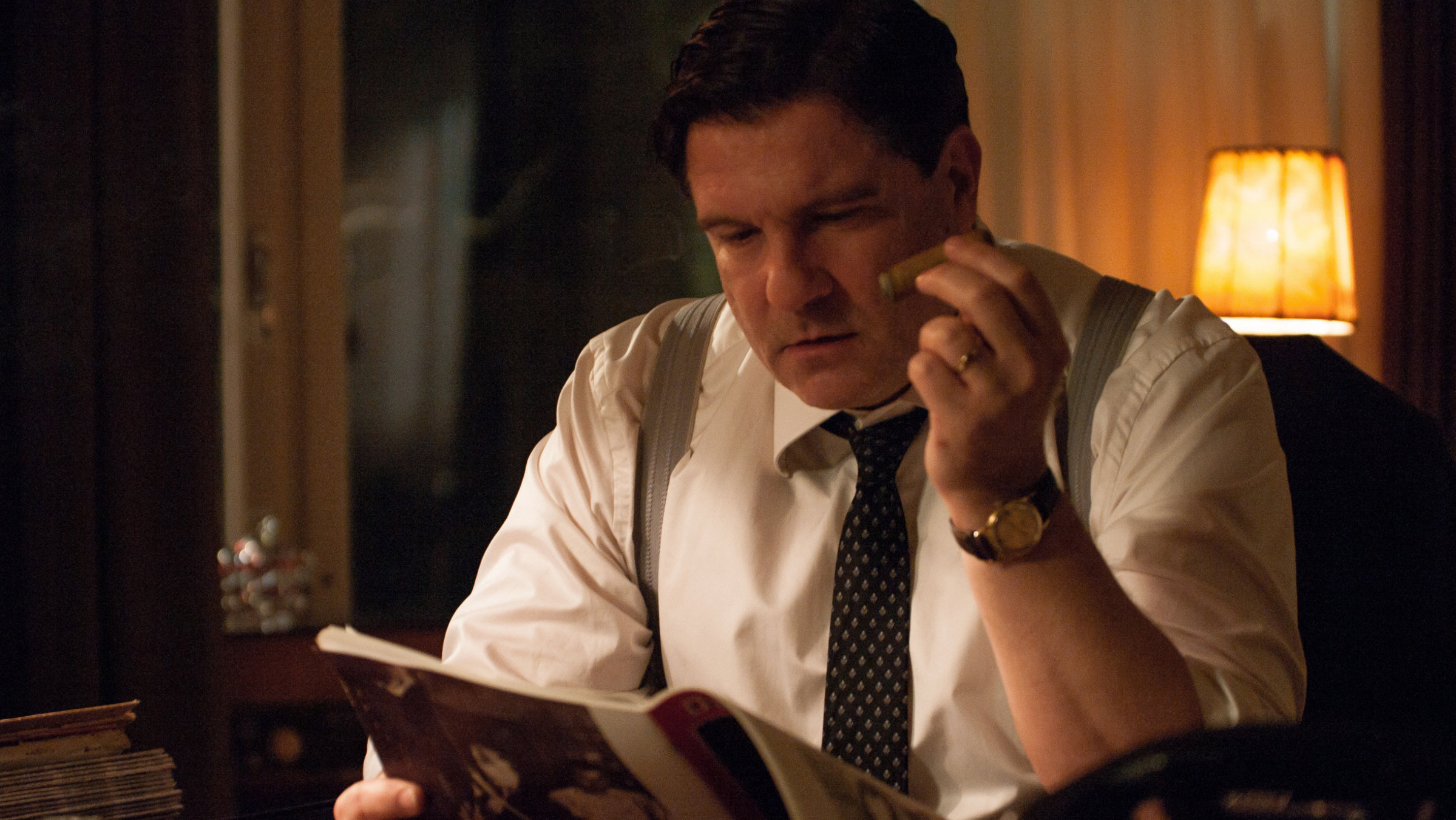 Franz Josef Strau§ (Francis Fulton-Smith).