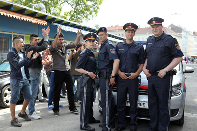 CopStories (1/10)
