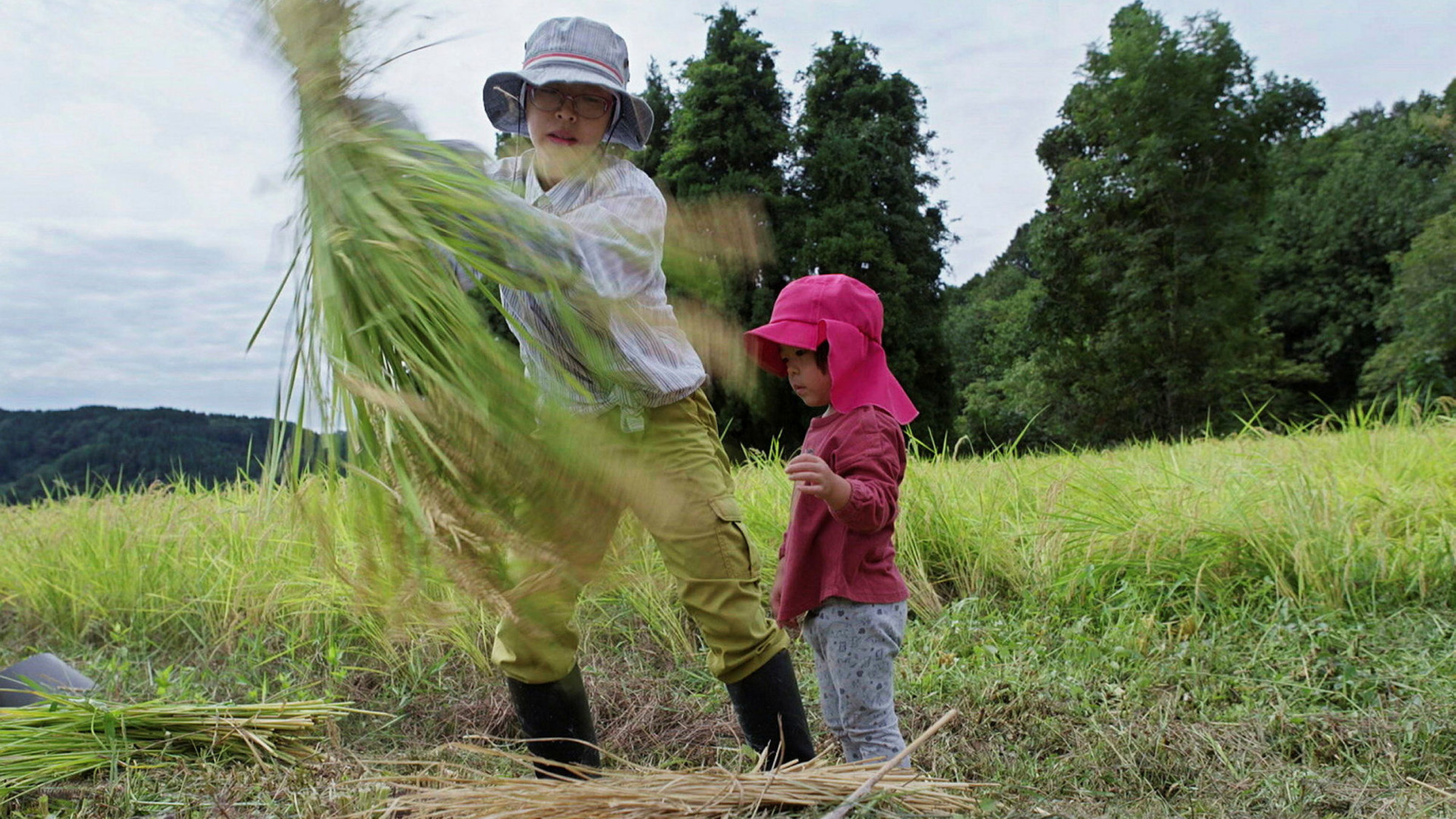 "Reisfeld statt Tokio – Japans junge Landfrauen": Tamami Shigitani arbeitet als Bäuerin in einem abgelegenen Bergdorf in Japan.