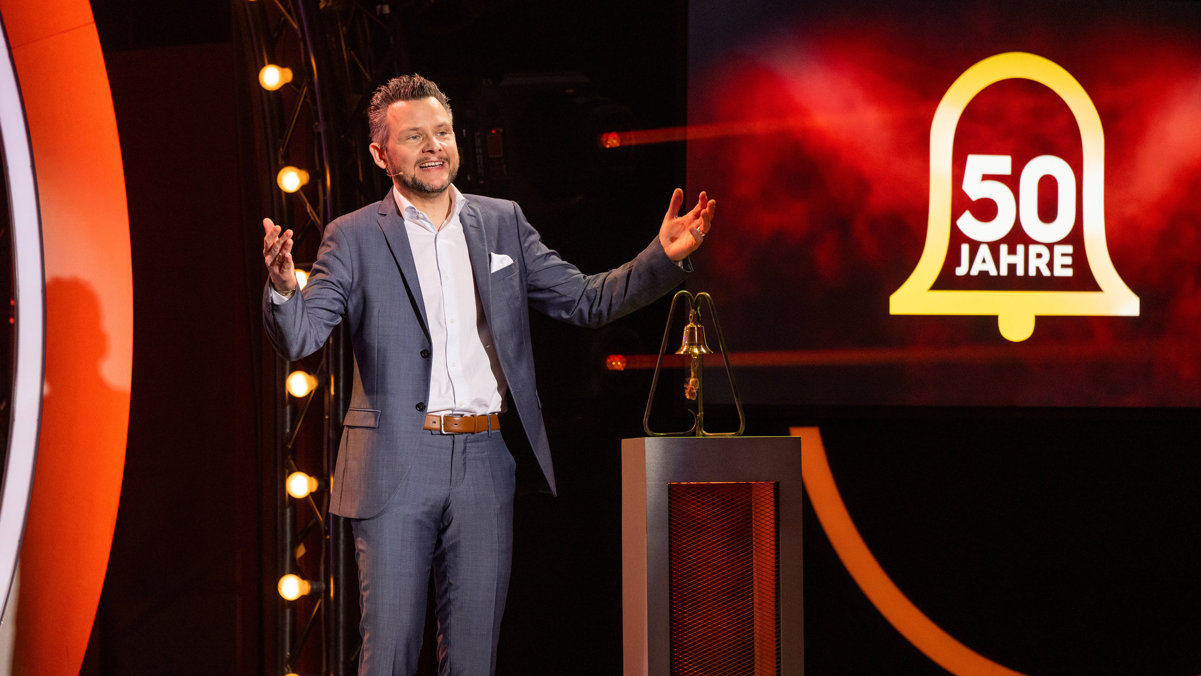 "Verleihung Deutscher Kleinkunstpreis 2022": Tobias Mann moderiert den 50. Deutschen Kleinkunstpreis im Frankfurter Hof.