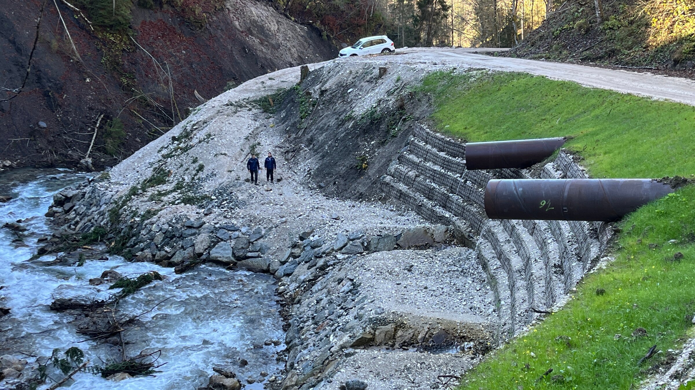 "Muren und Sturzfluten – Alpenorte kämpfen um ihre Zukunft": Hangsicherung am Ferchenbach.