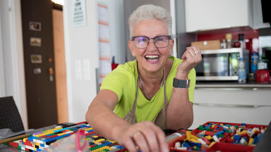 Leben Ist Mehr! - Stein Auf Stein - Wie Rita Ebel Mit Lego Die Welt Verändert