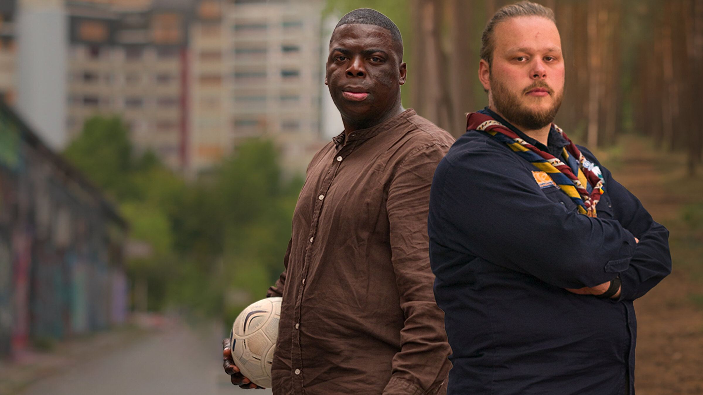 "37°Leben: Ehrenamt am Limit": Fotomontage: Elvis steht vor einer Hochhauskulisse und hält einen Fußball in der Hand. Neben ihm steht Lukas vor einem Wald. Er hat verschränkte Arme und trägt Pfadfinderkleidung.