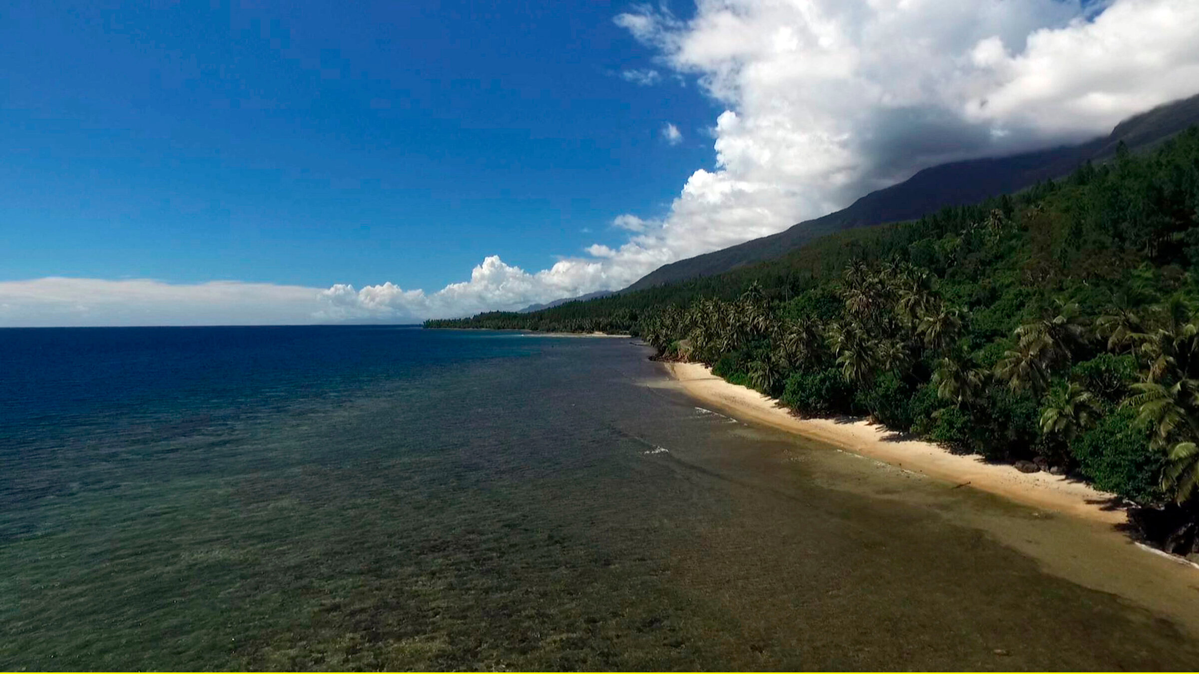 "Traumziel Neukaledonien": Grand Terre heißt die Hauptinsel Neukaledoniens, übersetzt bedeutet dass so viel wir große Erde.