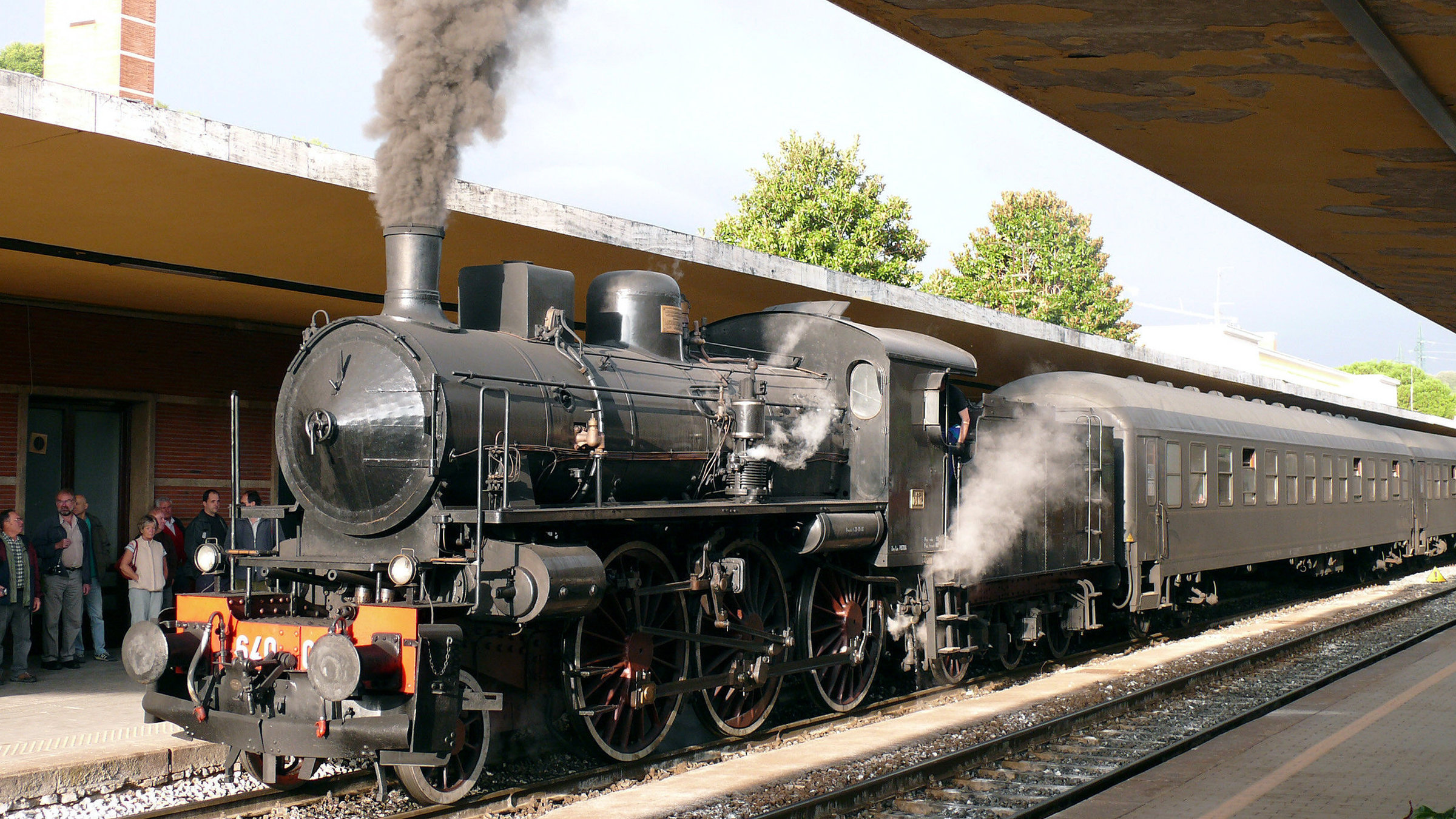 "Mit dem Zug durch die Toskana" - Heute spüren wir den Herzschlag der Toskana. Wir fahren mitten hinein in diese liebliche Gegend. Ziel ist Monte Antico und die Gegend um den Montalcino.