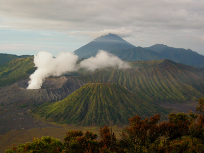 Der Pazifische Feuerring: Neuseeland, Vanuatu<br/>und Indonesien