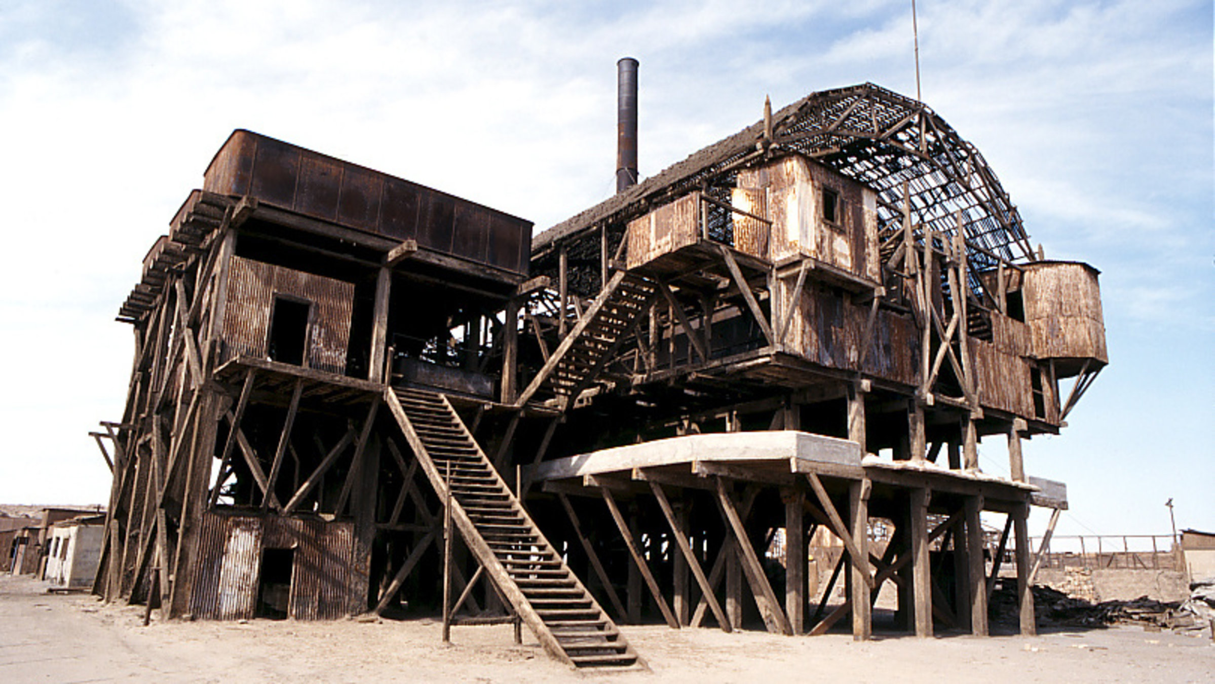 "Schätze der Welt - Erbe der Menschheit - Humberstone, Chile": Ruine der Produktionsanlage Santa Laura