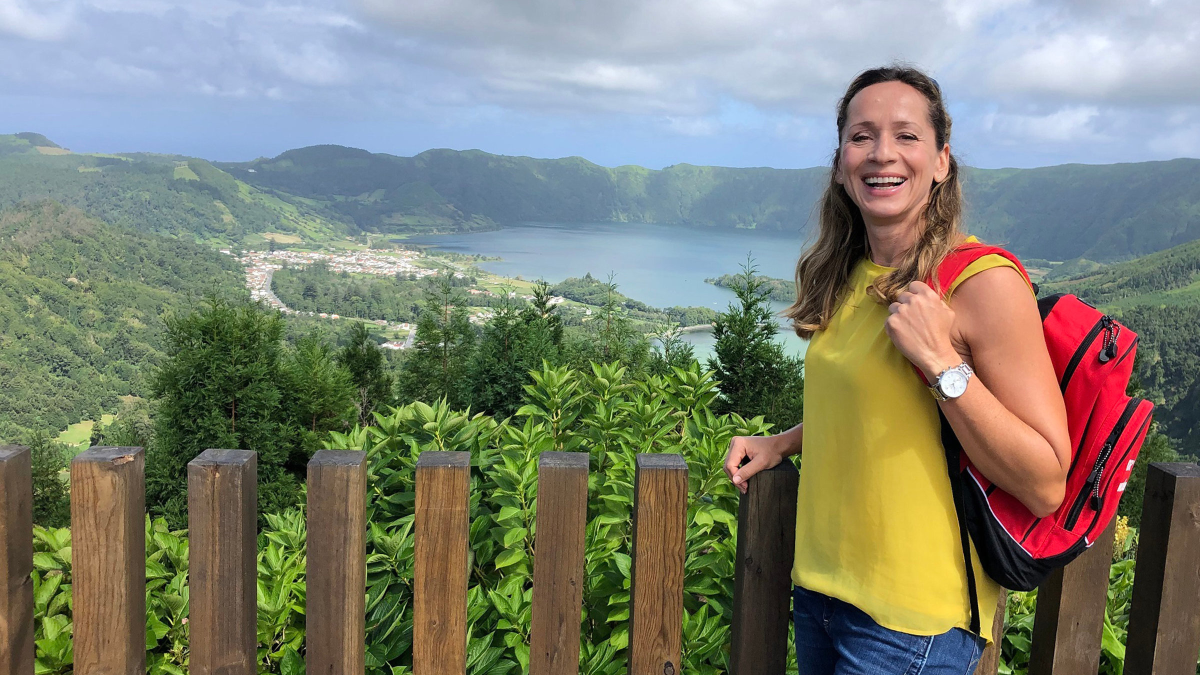 "Die Azoren": Tamina Kallert wandert im Seengebiet von Sete Citades auf Sao Miguel.