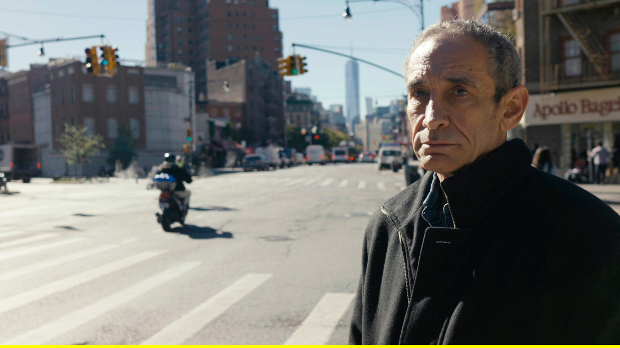 "Trump und die Tech-Giganten: Spiel um Macht": Der amerikanische Autor Douglas Rushkoff sieht die Machtkonzentration bei Tech-Milliardären und die ökonomischen Logiken hinter digitalen Plattformen problematisch.