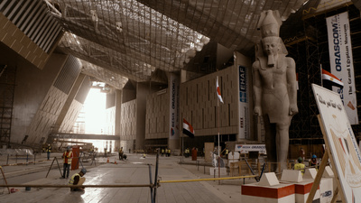 Grand Egyptian Museum - Im Tempel der Pharaonen