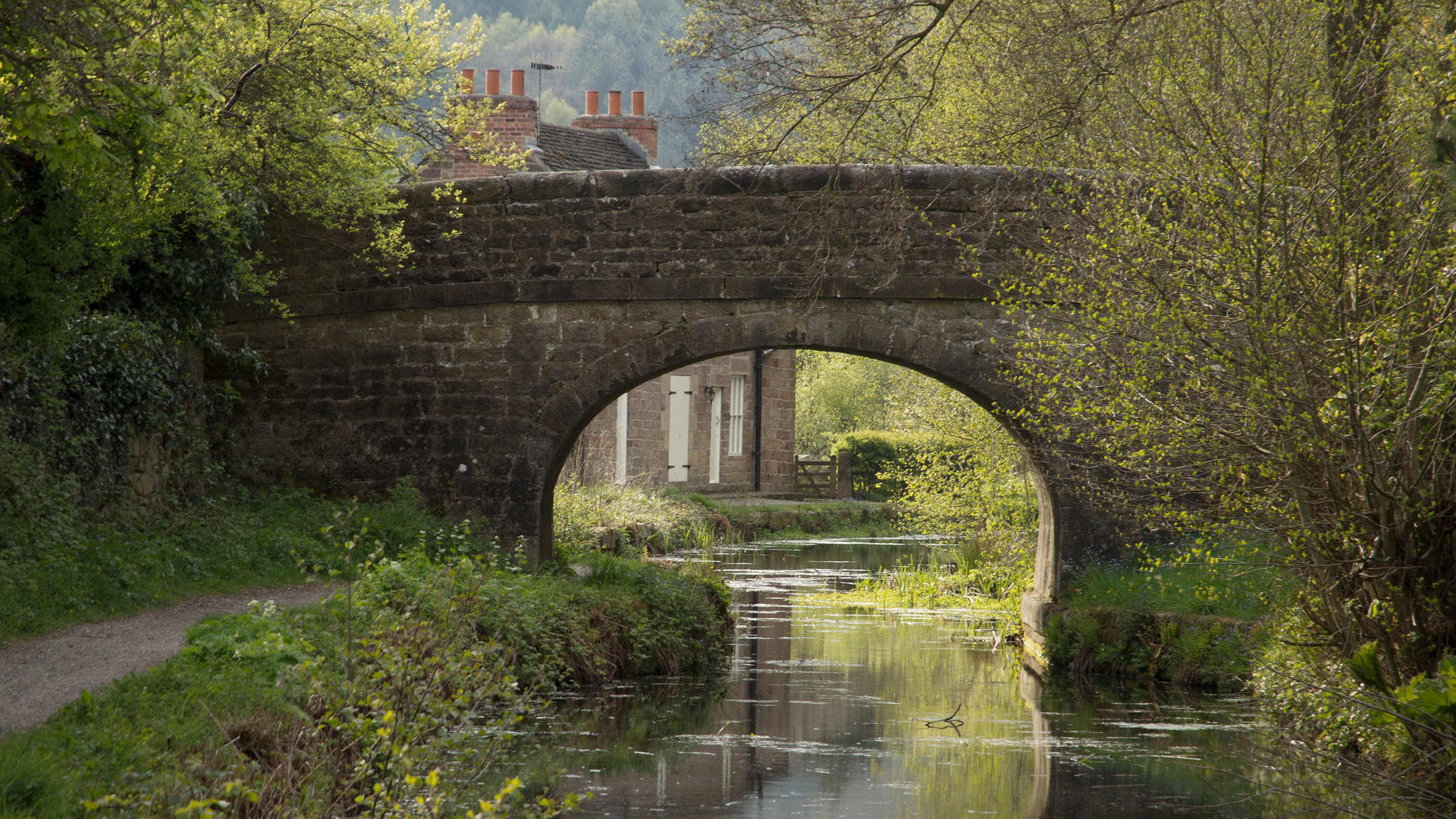 "Schätze der Welt - Erbe der Menschheit: Derwent Valley, Großbritannien" - Brücke über den Cromford Canal.