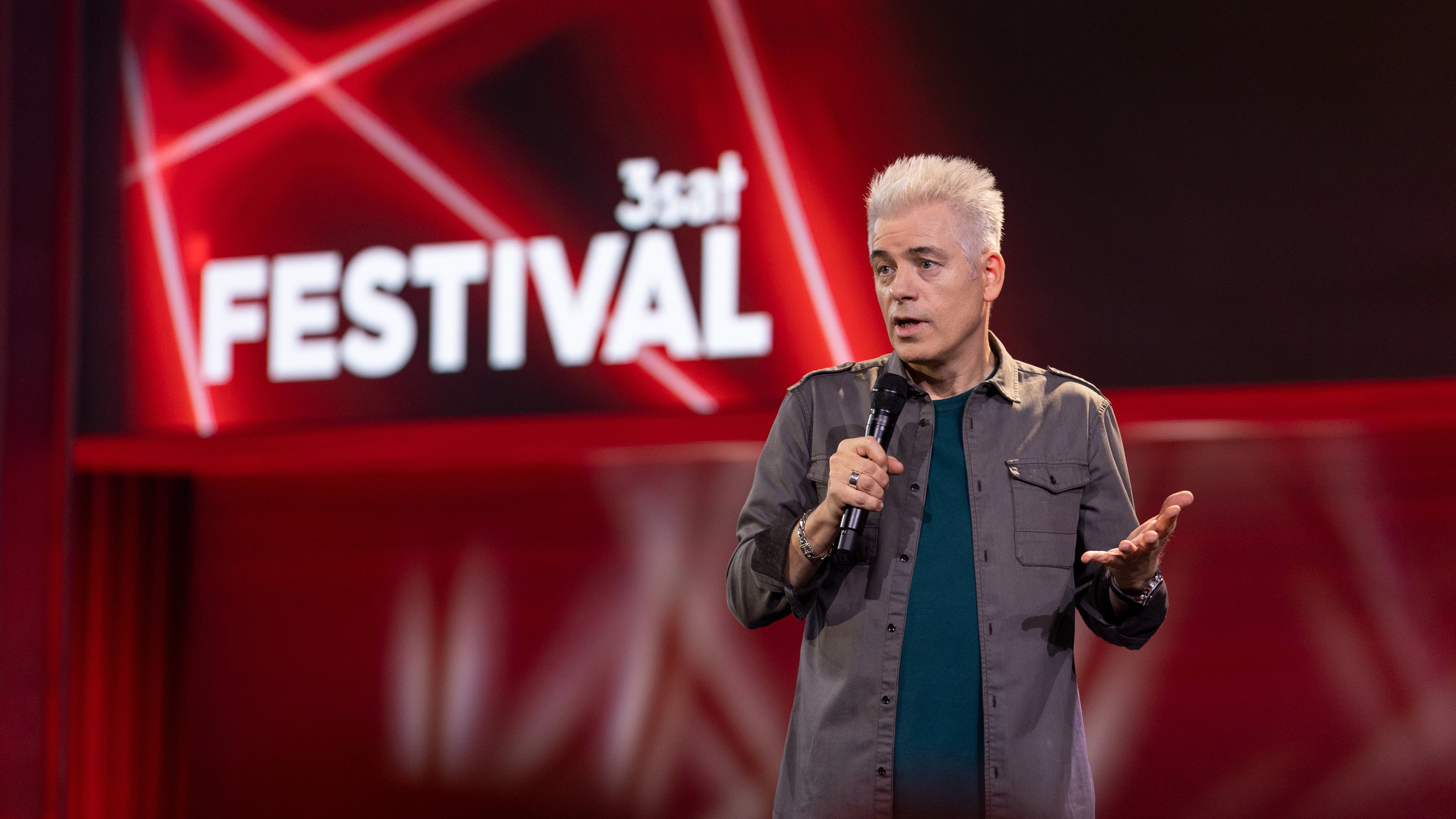 "Michael Mittermeier: Safety First": Michael Mittermeier auf der Bühne.