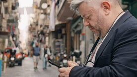 Vom Staat gehackt? Der Spion im Smartphone