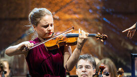Julia Fischer auf Schloss Neuschwanstein