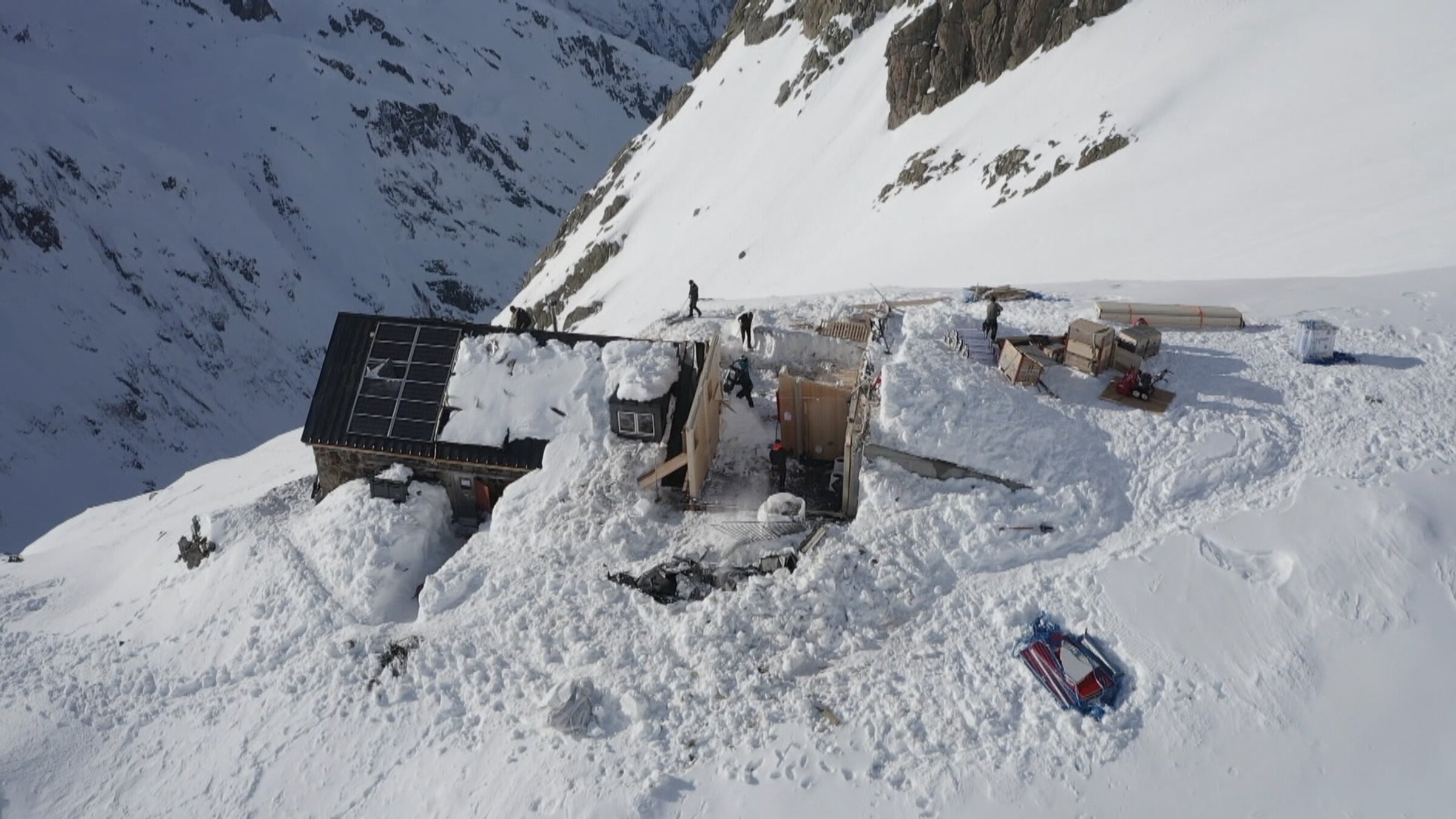 "Berghütten in Gefahr": Lawine trifft Trifthütte.