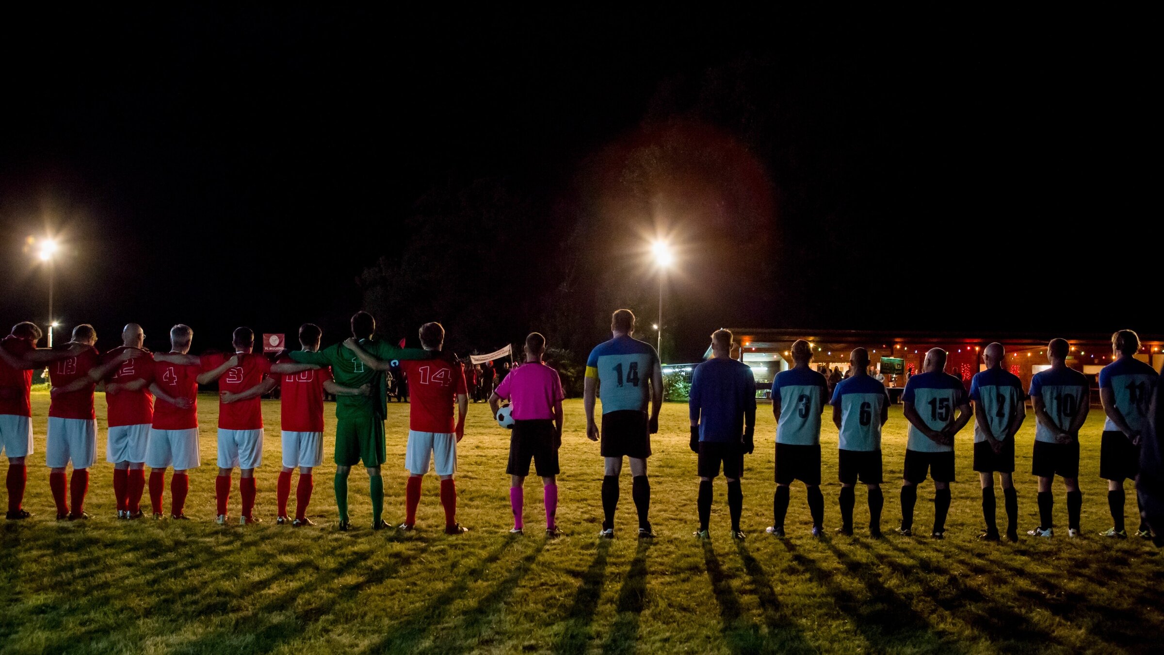 "Alles finster (1/6)": Alles finster.