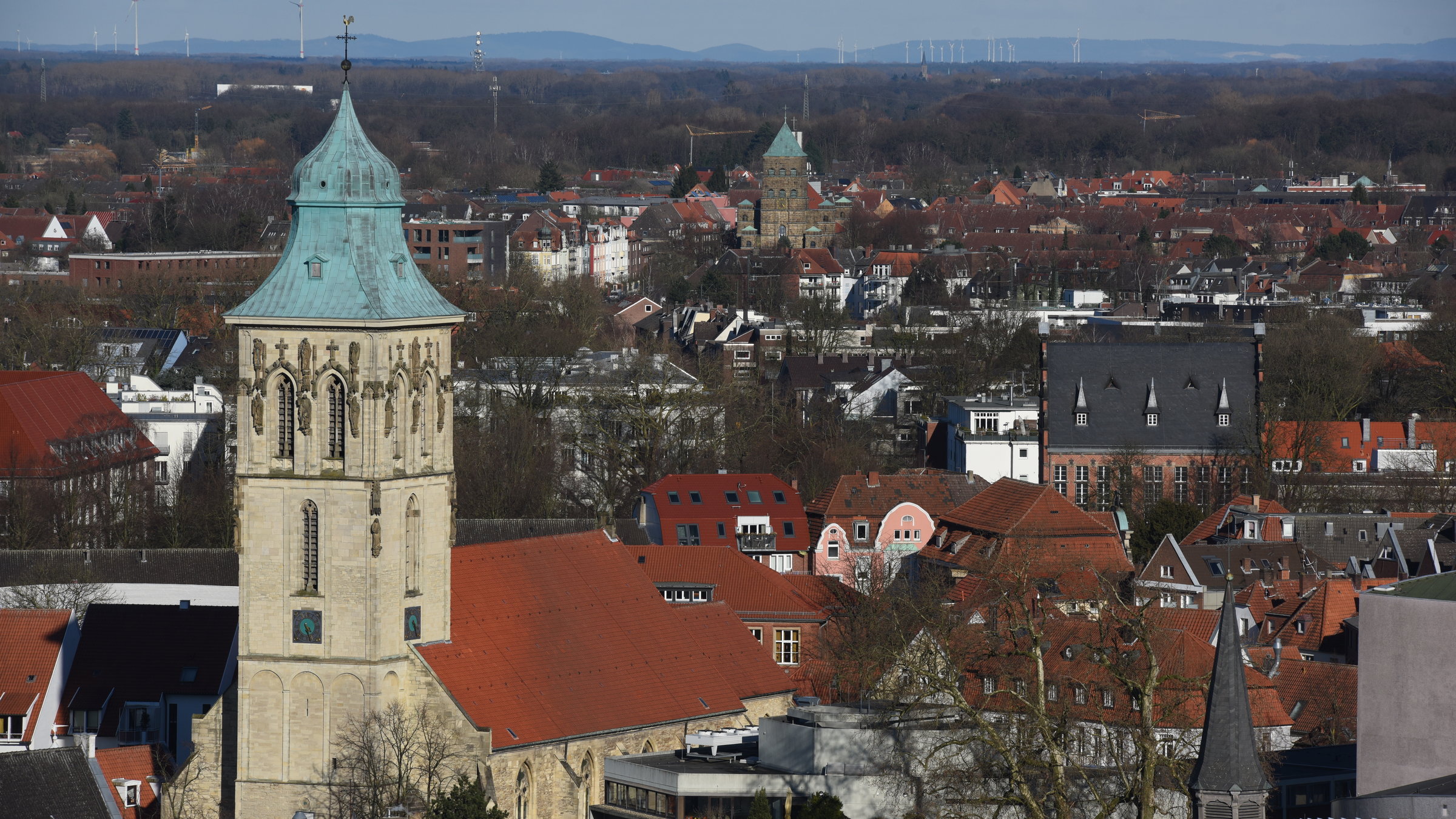 "Katholischer Gottesdienst: Glücksmomente - weil''s so leicht ist": Blick von außen auf die Jugendkirche effata in Münster.