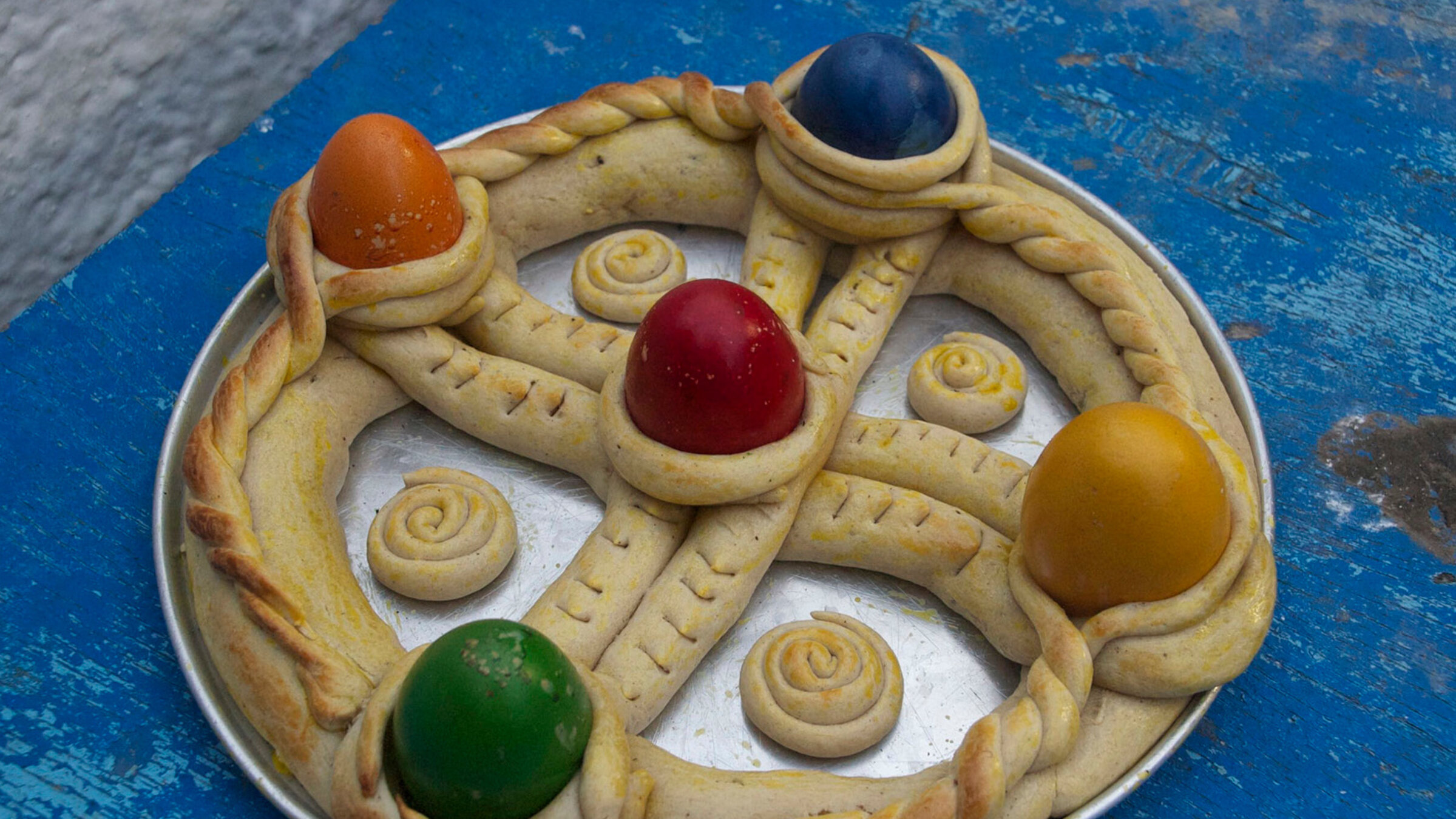 "Zu Tisch... auf Rhodos": Das Ostergebäck Avgoules als Kranz