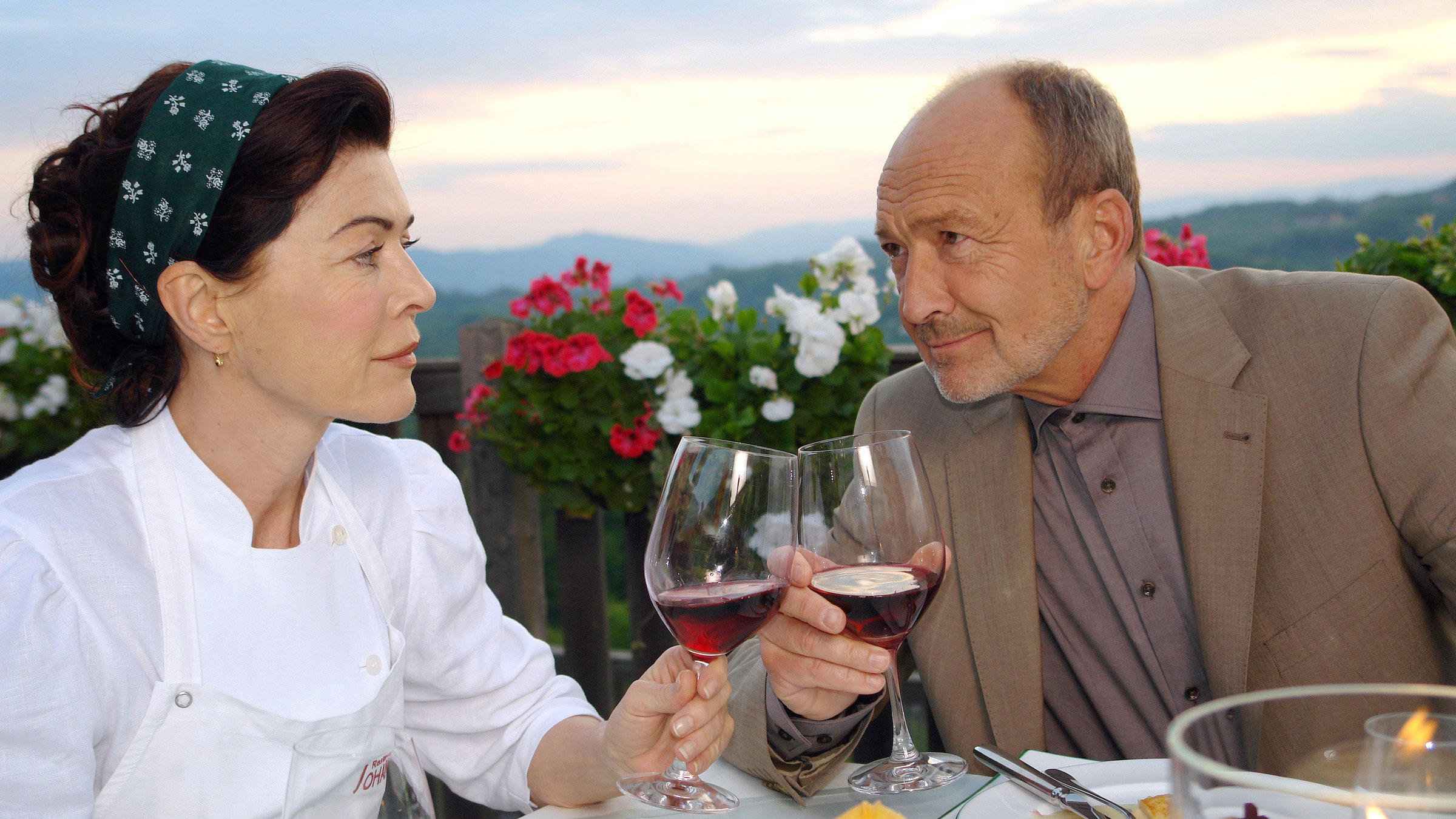 "Johanna, Köchin aus Leidenschaft" - Anja Kruse (Johanna Melzer), Miguel Herz-Kestranek (Wolfgang Bergmann).