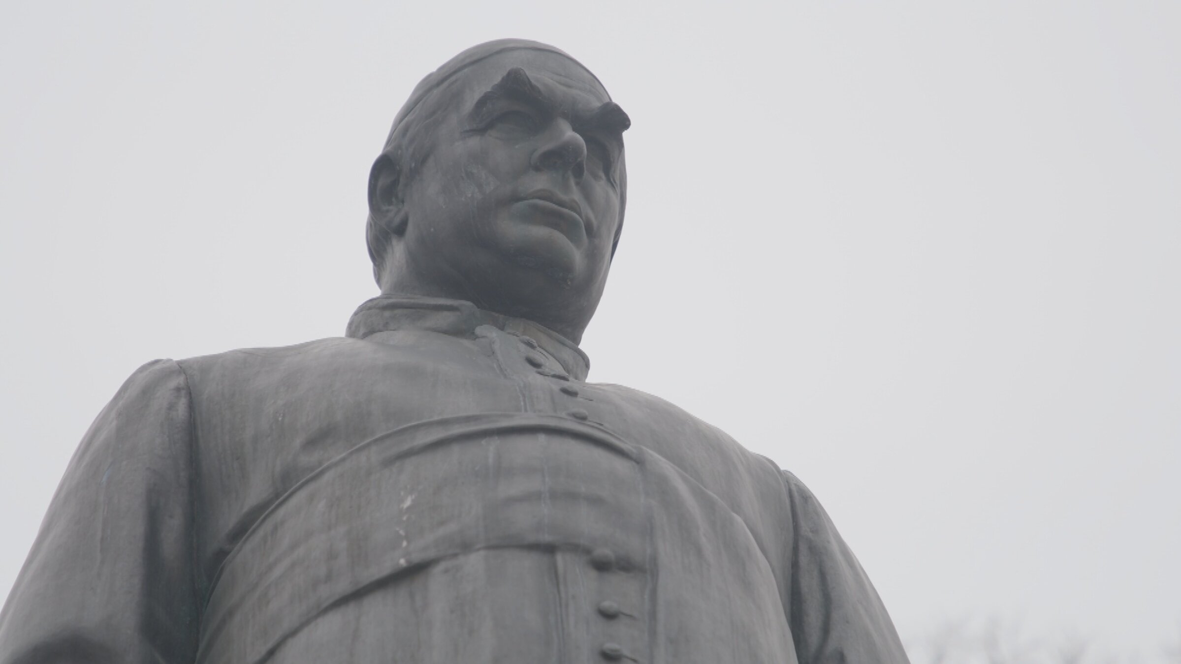 "Wasserdoktor - Kräuterpfarrer - Trendsetter": Sebastian-Kneipp-Statue.