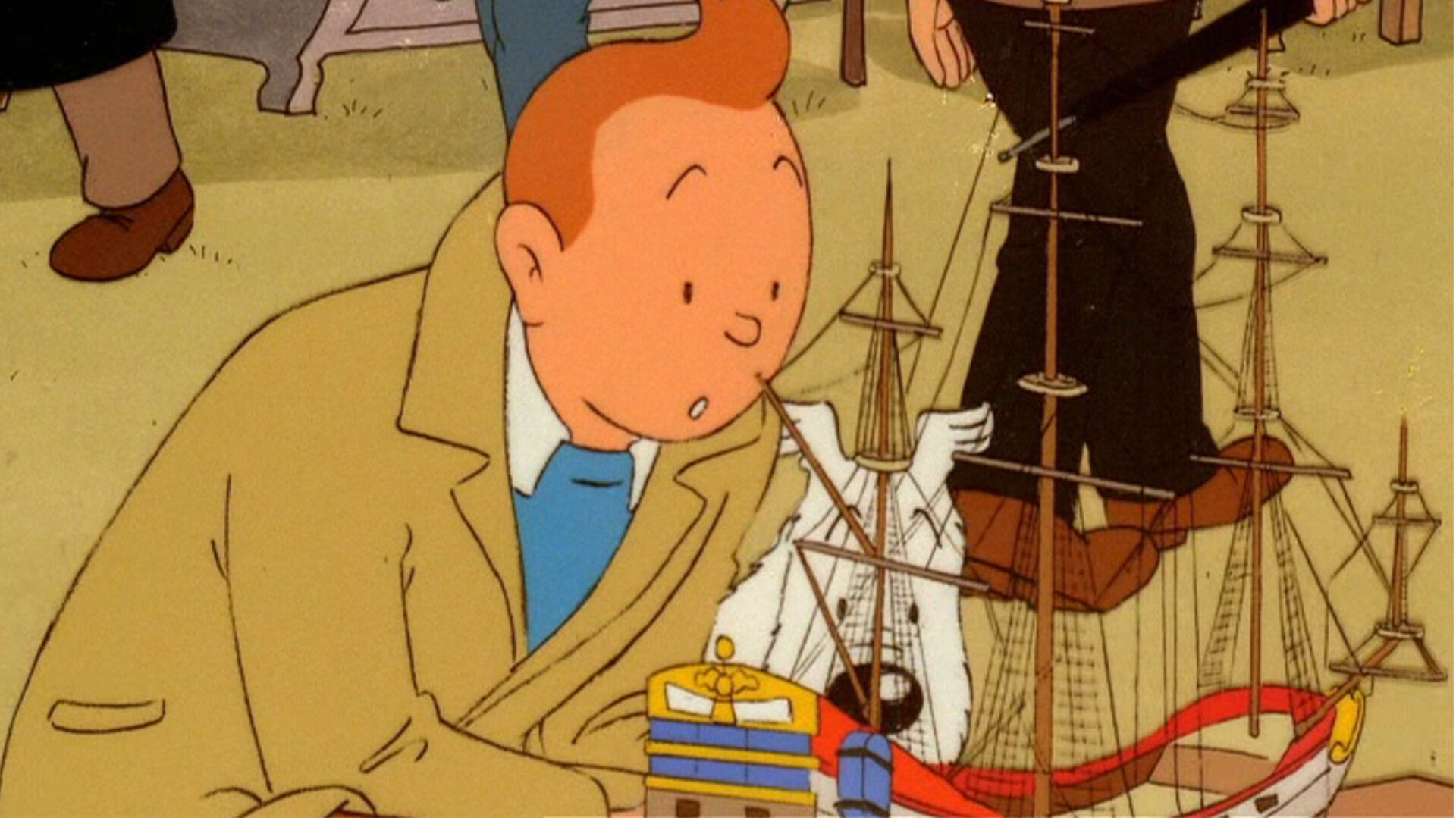 "Tim und Struppi - Das Geheimnis der "Einhorn" (1)": Fasziniert betrachten Tim und Struppi das Modellschiff.