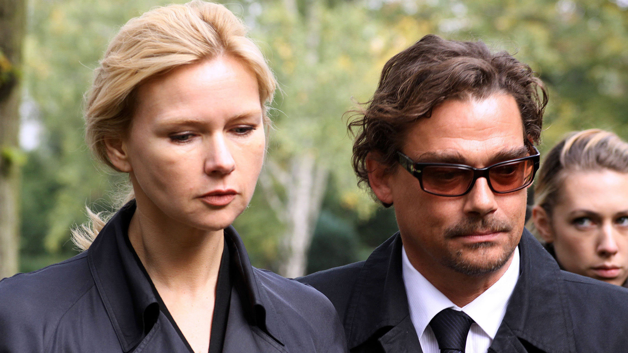 "Sie hat es verdient": Nora Wagner (Veronica Ferres) und ihr Mann Hendrik (Martin Feifel) trauern um ihre Tochter.