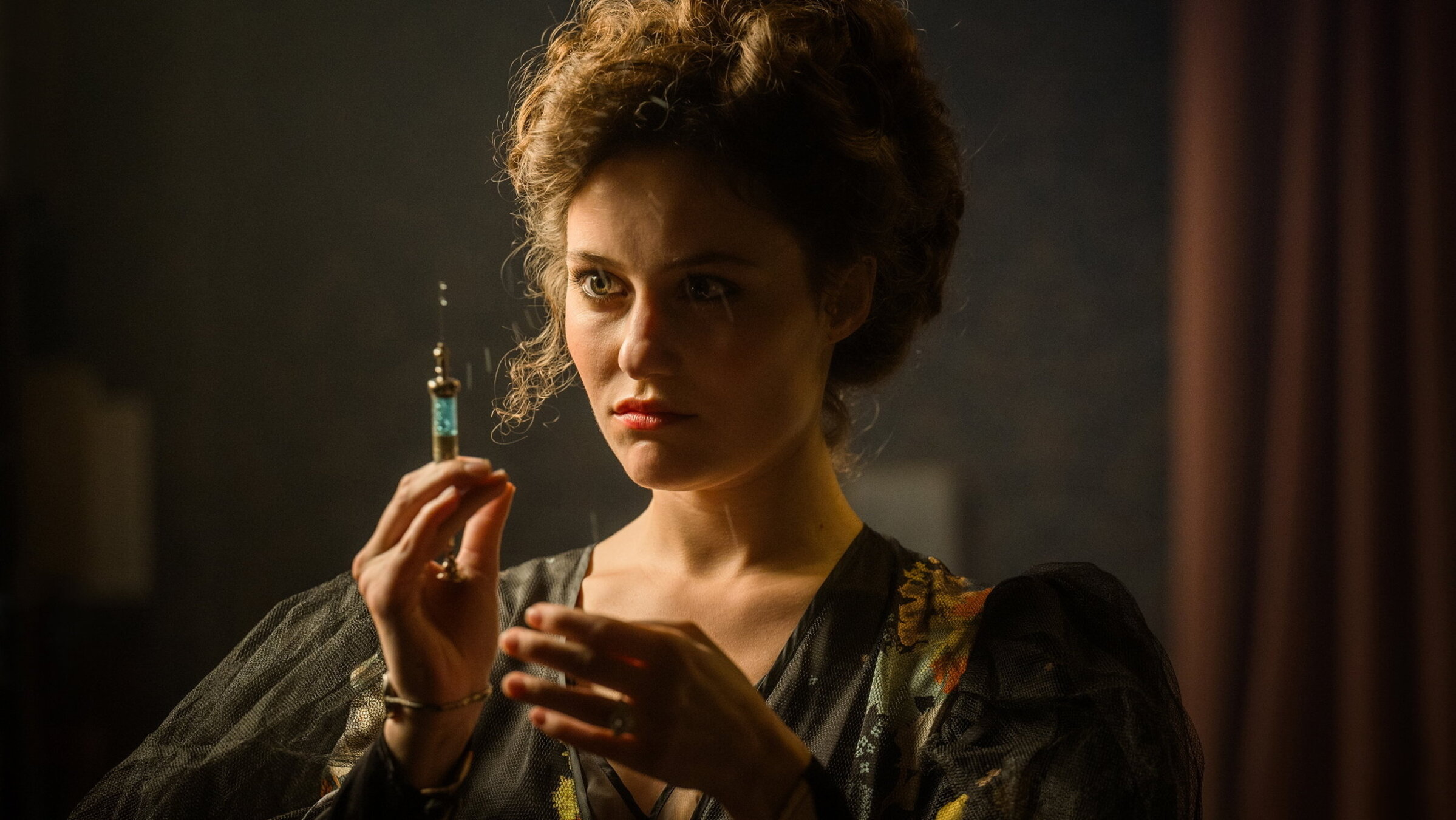 "Davos 1917 (6/6)": Von der Krankenschwester zur Spionin: Dominique Devenport als Johanna Gabathuler.