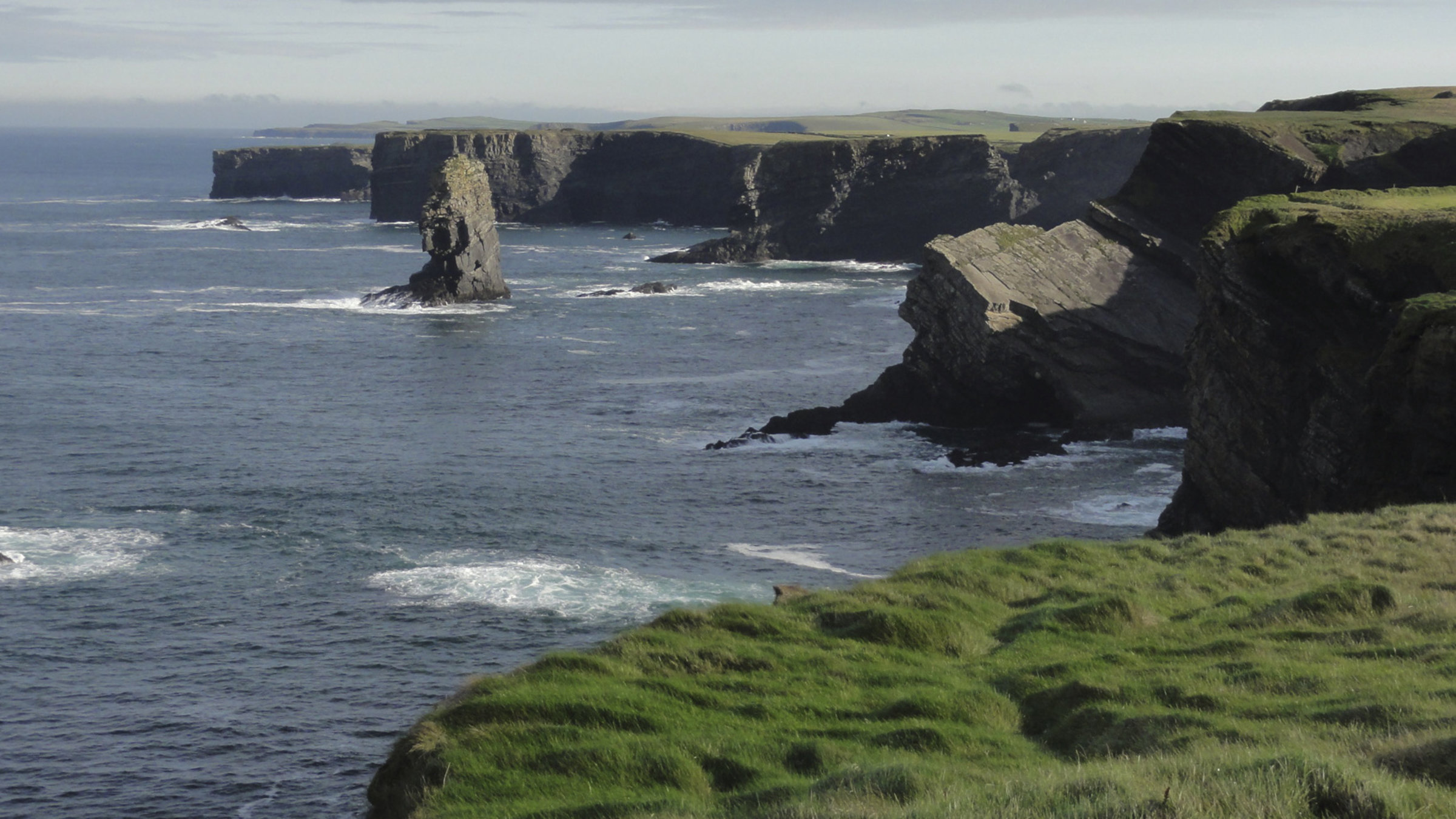 "Irlands Küsten (3/5) - Der wilde Westen": Die imposante Steilküste im Westen Irlands.