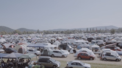 37°: Gemeinsam, laut und wild: Open Flair Festival
