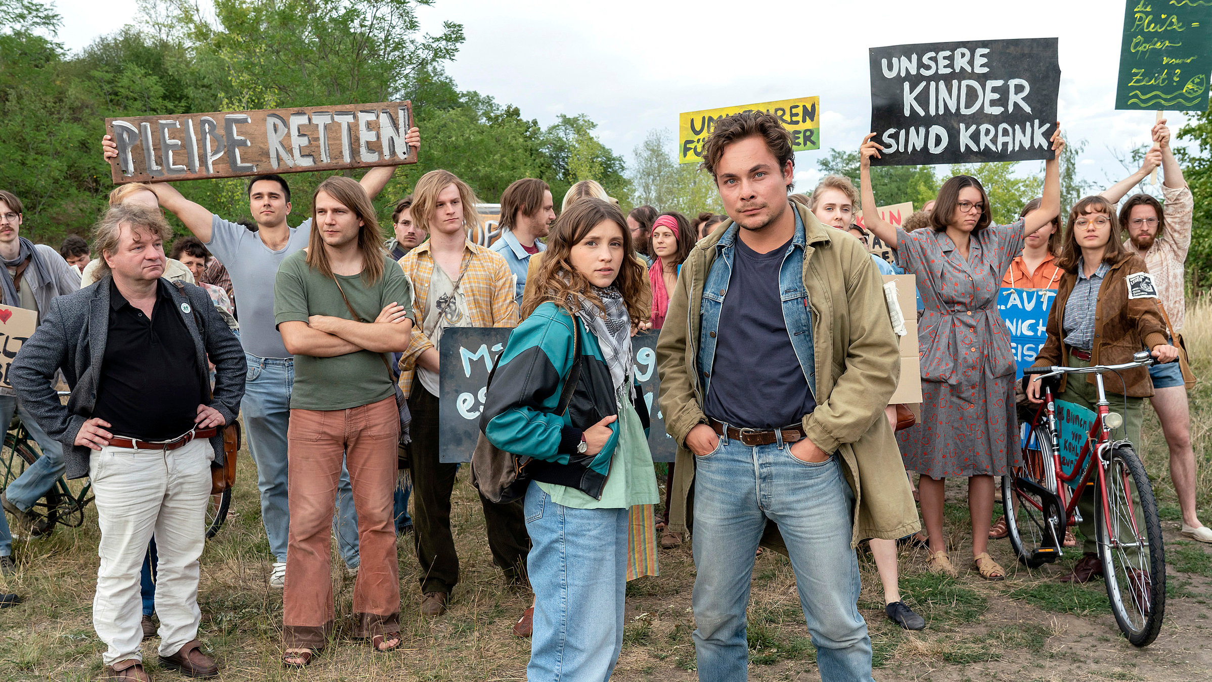 "Die unheimliche Leichtigkeit der Revolution": Franka (Janina Fautz), Stefan (Ferdinand Lehmann)