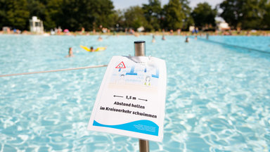 Zdf.reportage - Einfach Abtauchen - Ferien Im Freibad