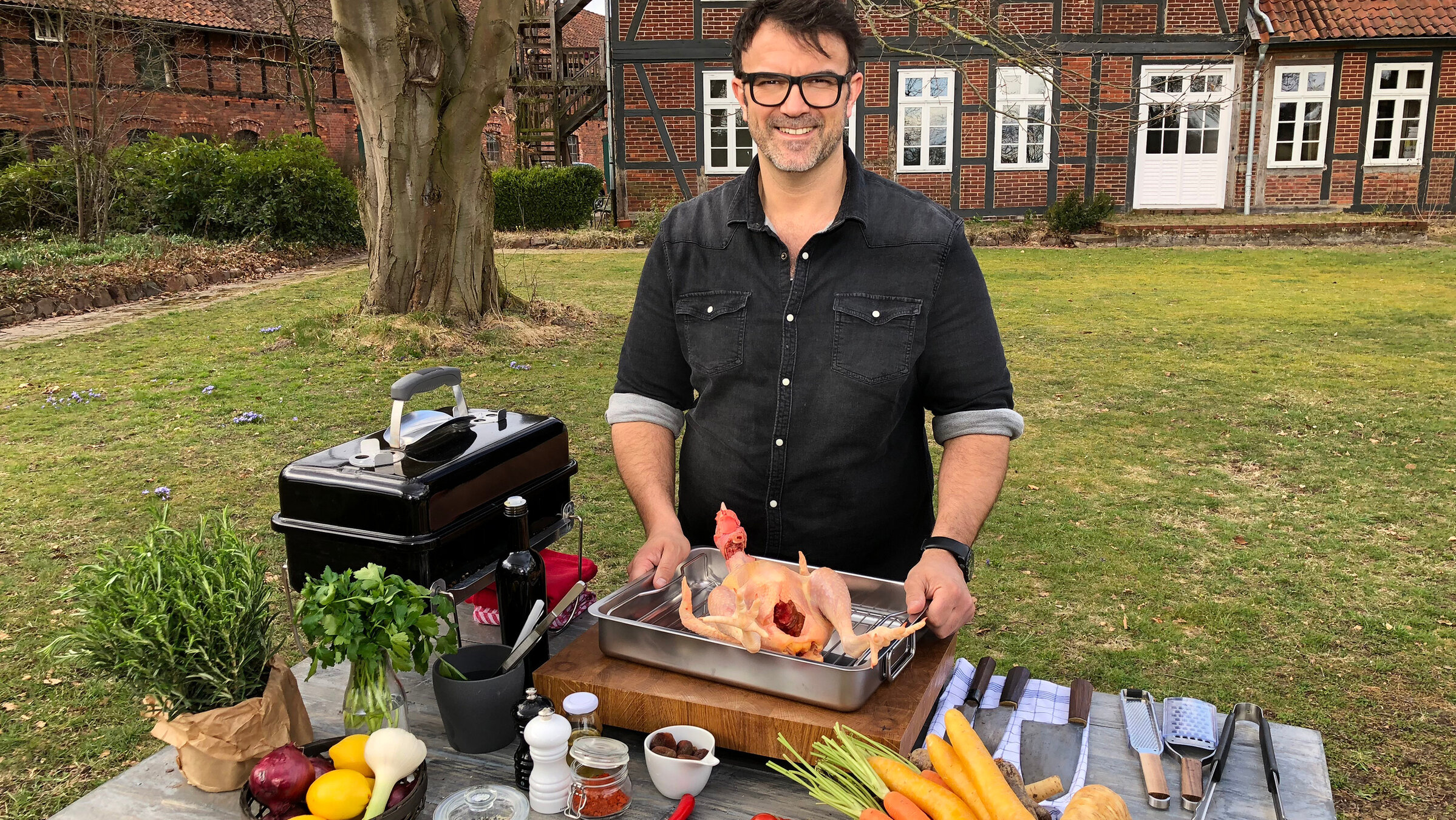 "Iss besser! - Tariks wilde Küche - Heidewitzka Weidehuhn!": Tariks wilde Küche steht mal wieder.