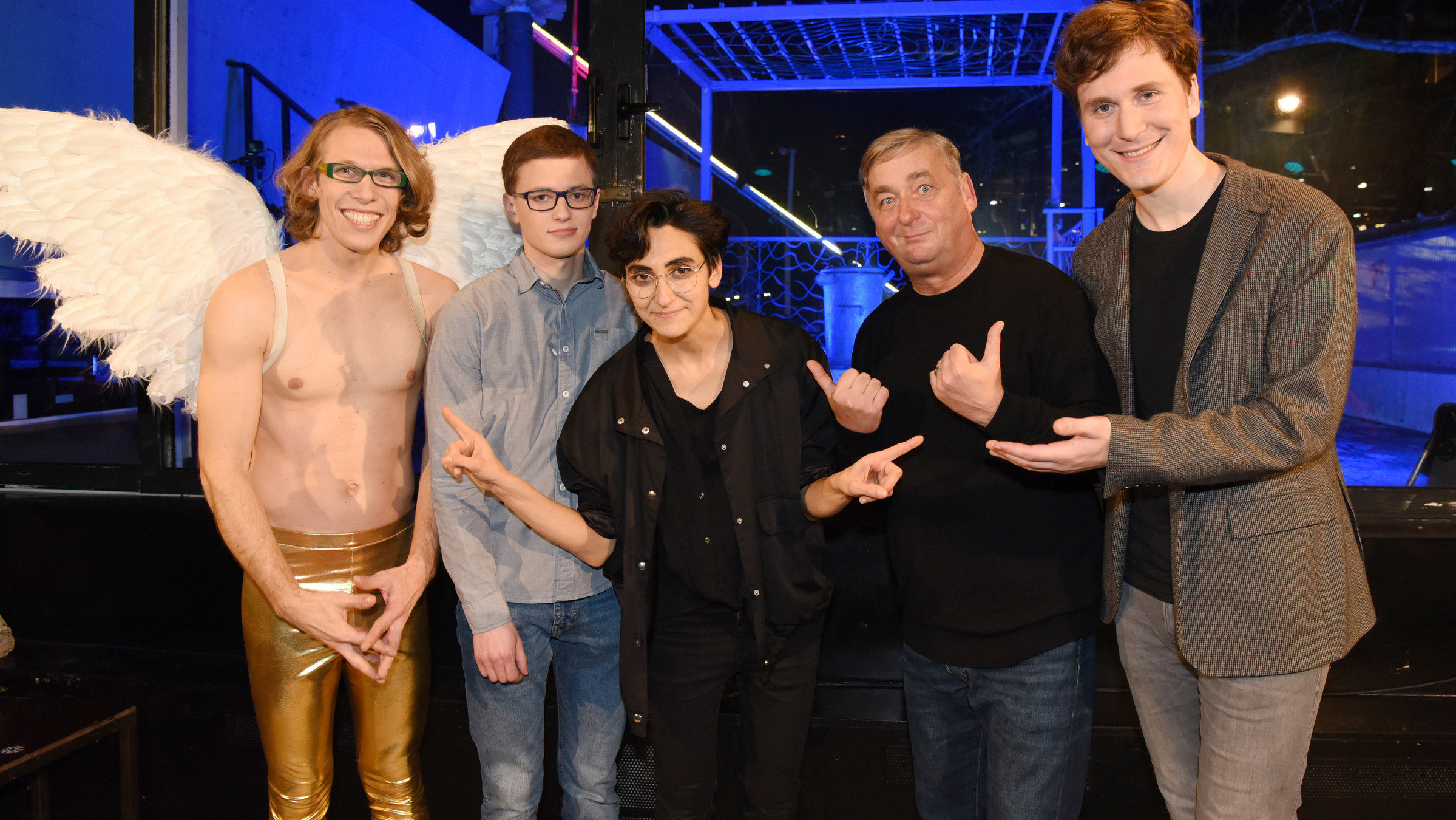"Pratersterne (1/8)": Blonder Engel,  Christoph Fritz, Stefanie Sourial, Andreas Vitasek, Hosea Ratschiller.